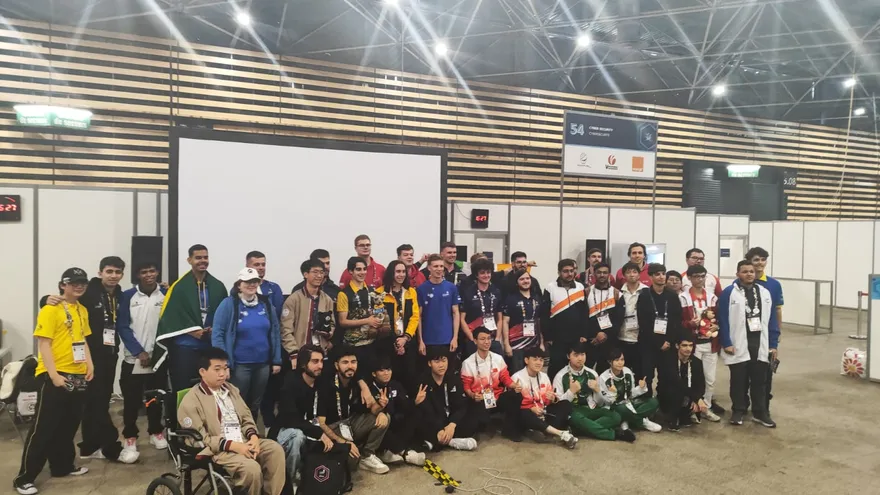 WorldSkills Lyon 2024 - back home · team